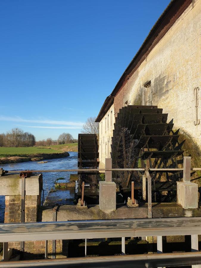 Aan De Watermolen Vakantiewoningen Wijlre Bagian luar foto